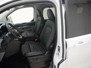 FORD Tourneo Custom L1 2.5 Plug-in-Hybrid Titanium X