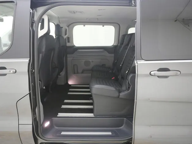 Ford Tourneo Custom L1 2.5 Plug-in-Hybrid Titanium X