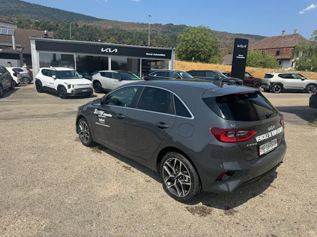Kia Ceed 1.5 T-GDi MHEV Power