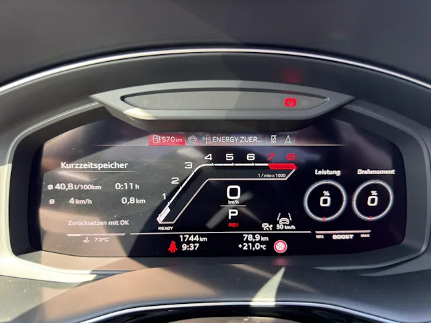 Audi RS Q8 SUV 4.0 V8 TFSI performance quattro T-Tronic