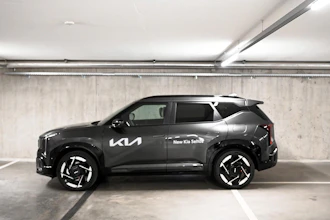 https://vehicle.imgix.net/4427902/fe7b1f8a-d0d0-42bb-ad29-8bd27c7b95fc.jpg