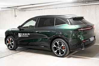 https://vehicle.imgix.net/4427907/657d89af-bcfb-43a1-a133-5480a023a410.jpg
