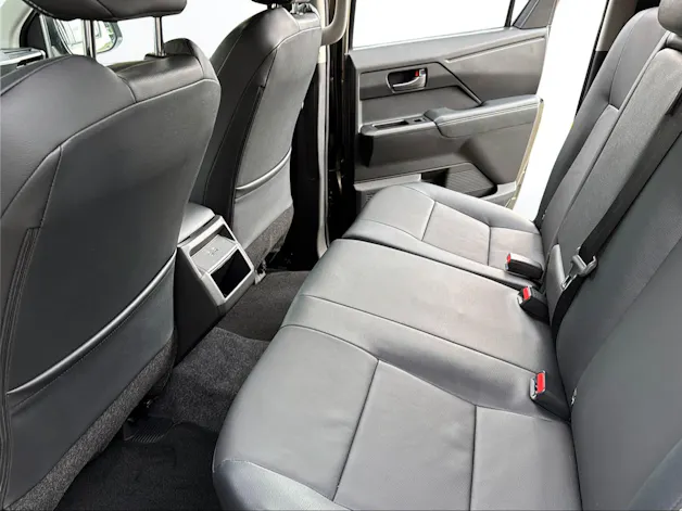 Toyota Hilux Double Cab.-Pick-up 2.8 D-4D MHEV 204 Style