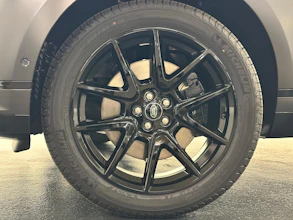 https://vehicle.imgix.net/4427961/4d1d345e-b110-4d07-9fcf-af09ca80da8c.jpg