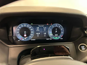 Fahrzeugbild LAND ROVER Range Rover Velar 2.0 P400e Belgravia Edition Satin