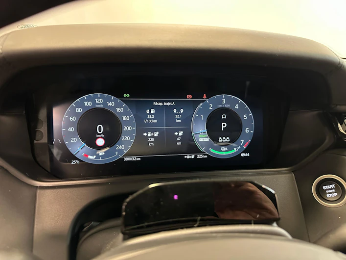 image du véhicule LAND ROVER RANGE ROVER VELAR