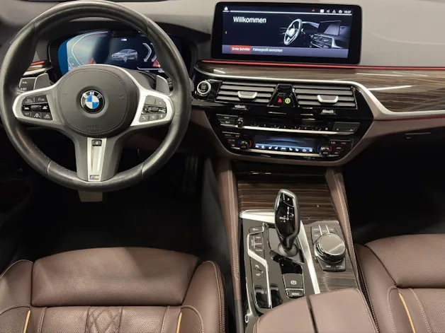BMW 540d xDrive Touring M SPORT