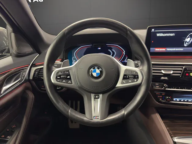 BMW 540d xDrive Touring M SPORT