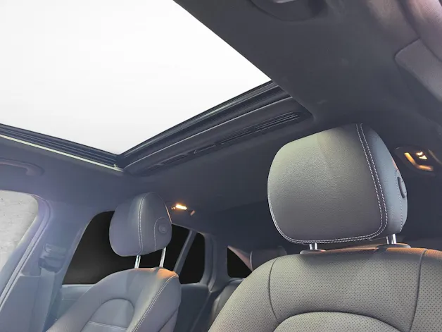 MERCEDES-BENZ EQC 400 4MATIC AMG Line