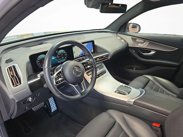 MERCEDES-BENZ EQC 400 4MATIC AMG Line