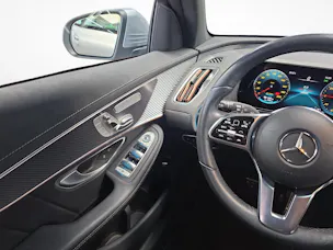 MERCEDES-BENZ EQC 400 4MATIC AMG Line
