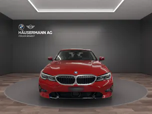 BMW 330e SPORT LINE