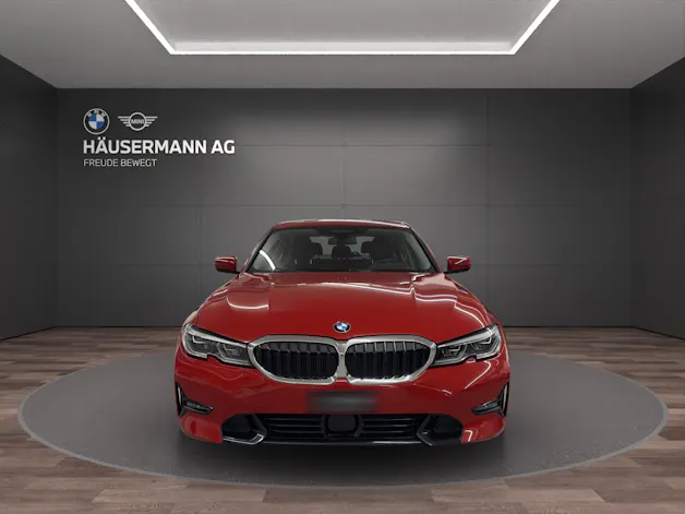 BMW 330e SPORT LINE
