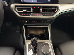 BMW 330e SPORT LINE