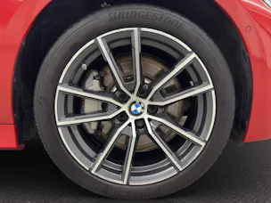 BMW 330e SPORT LINE