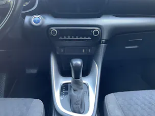 Toyota Yaris 1.5 VVT-i HSD Trend