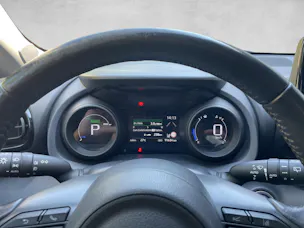Toyota Yaris 1.5 VVT-i HSD Trend