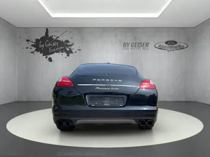 Porsche Panamera 4.8 V8 Turbo PDK