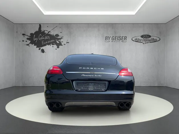 Porsche Panamera 4.8 V8 Turbo PDK
