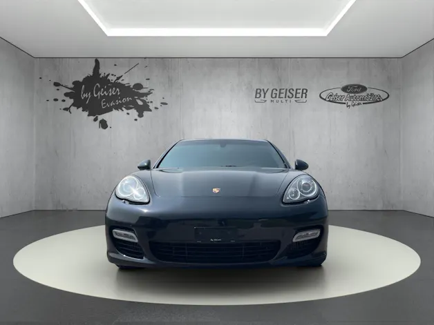 Porsche Panamera 4.8 V8 Turbo PDK