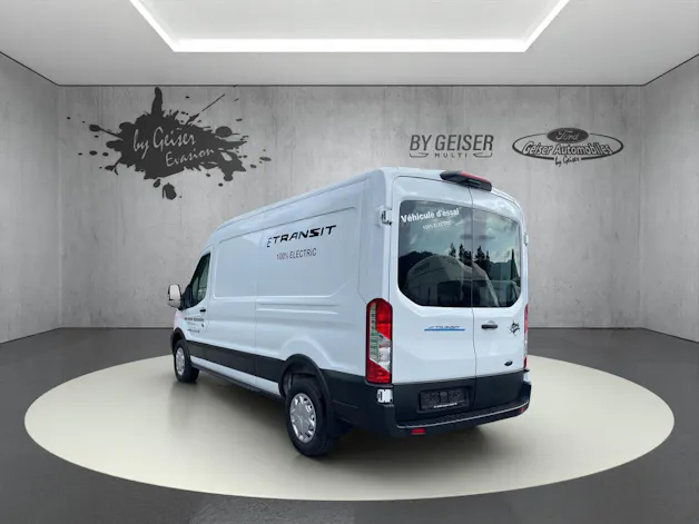 Ford E-Transit van 350 L3H2 67kWh Trend