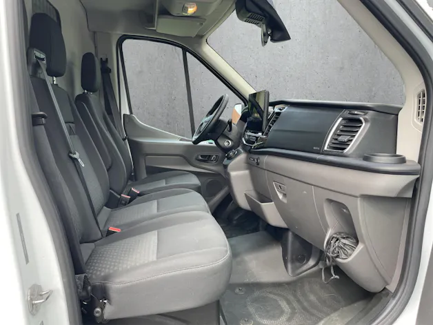 Ford E-Transit van 350 L3H2 67kWh Trend