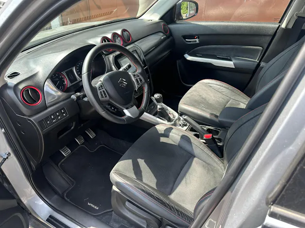 Suzuki Vitara 1.4 T Sergio Cellano Top 4x4