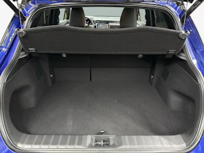 https://vehicle.imgix.net/4428096/551c5ac2-1170-491c-8ae6-698779e0d93e.jpg