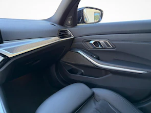immagine del veicolo BMW 330e xDrive Touring