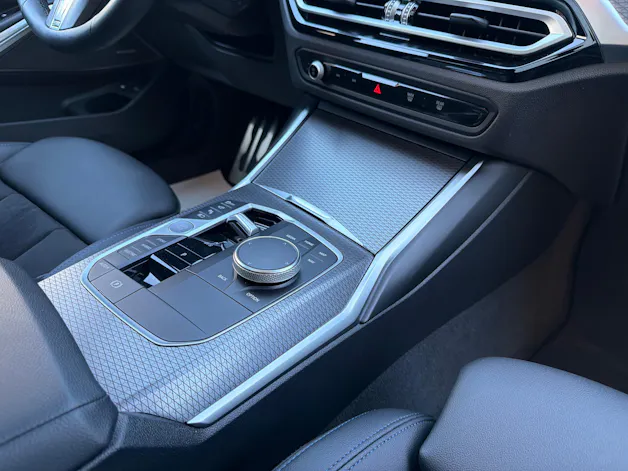 BMW 330e xDrive Touring
