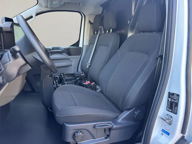 Ford Transit C Van 320 L1 2.5 Duratec 233 Trend PHEV