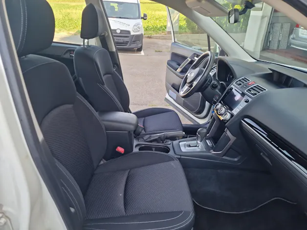 Subaru Forester Station 2.0 Swiss