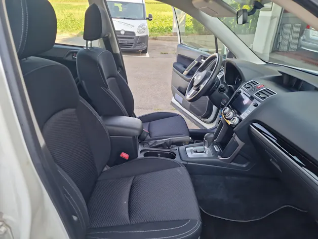 Subaru Forester Station 2.0 Swiss