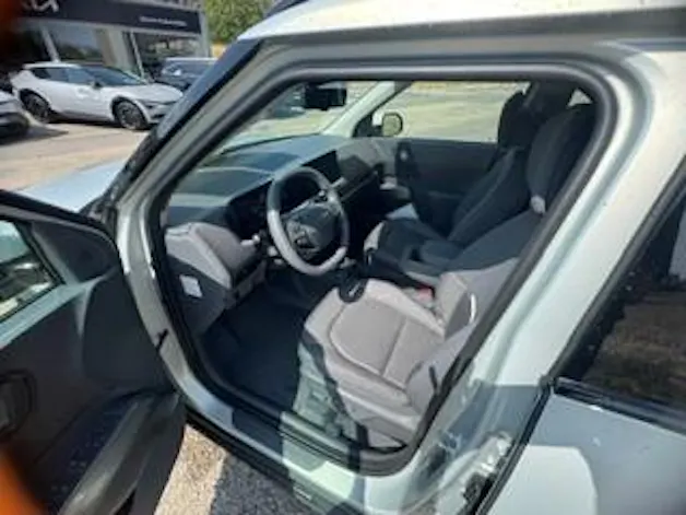 Kia EV2 61 kWh Earth