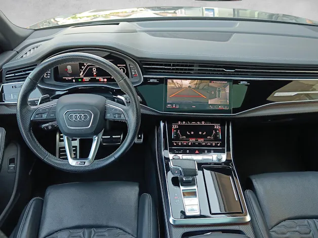 Audi RS Q8 4.0 V8 TFSI quattro T-Tronic*8-Fach Räder*AHK*Panoramadach*