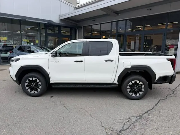 Toyota Hilux Double Cab.-Pick-up 2.8 D-4D MHEV 204 Style