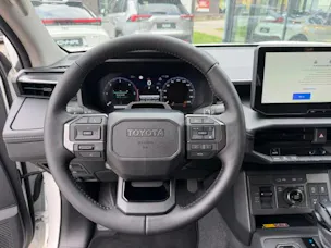 Toyota Hilux Double Cab.-Pick-up 2.8 D-4D MHEV 204 Style
