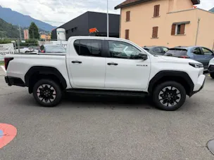 Toyota Hilux Double Cab.-Pick-up 2.8 D-4D MHEV 204 Style