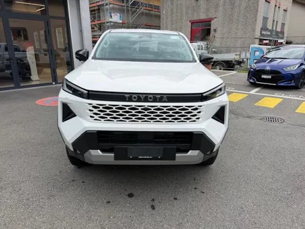 Toyota Hilux Double Cab.-Pick-up 2.8 D-4D MHEV 204 Style