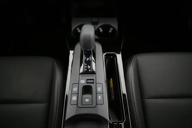 Toyota Prius 2.0 Plug-In-Hybrid Premium