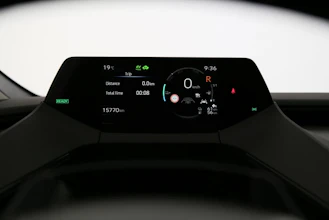 https://vehicle.imgix.net/4428284/727205d2-4714-4ab0-8c4d-28748167ee16.jpg