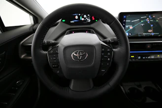 https://vehicle.imgix.net/4428284/b7ab9ceb-c74a-4456-a14b-e5f7c117dedf.jpg