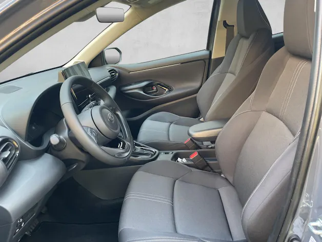 Toyota Yaris 1.5 VVT-i HSD Trend