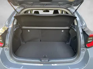Toyota Yaris 1.5 VVT-i HSD Trend