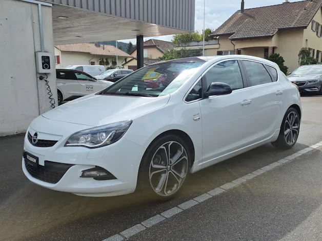 OPEL Astra 1.6 T eTEC Sport