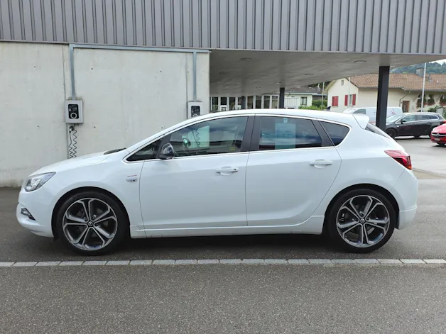 OPEL Astra 1.6 T eTEC Sport