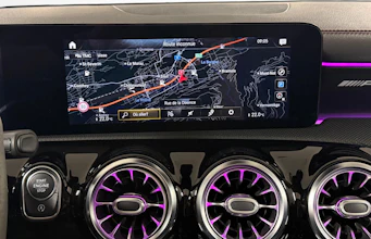 https://vehicle.imgix.net/4428349/09d93560-fbdb-401f-8581-3c0de770b1ed.jpg