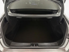 https://vehicle.imgix.net/4428349/4feef385-33ba-4350-b4ad-0a4bed1f3431.jpg