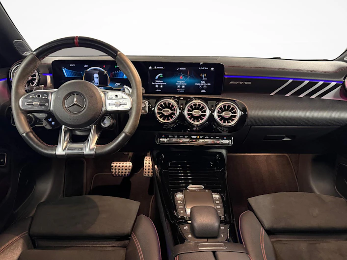 Fahrzeugbild MERCEDES-BENZ CLA 45 AMG
