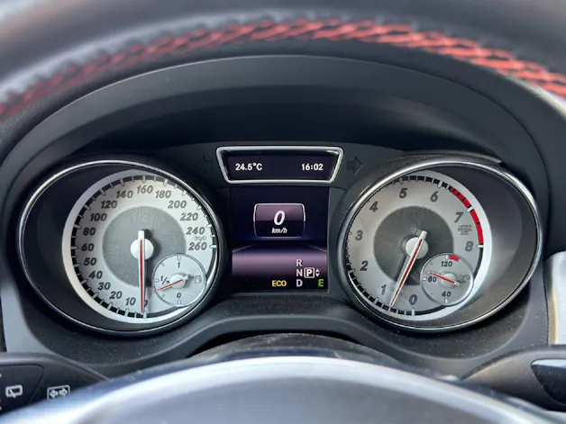 Mercedes-Benz GLA-Klasse X156 GLA 200 AMG Line